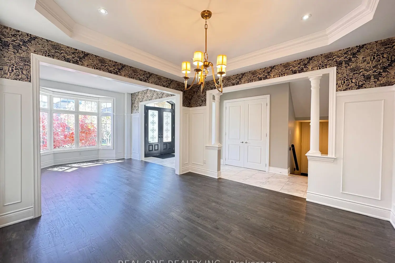 111 Headwind Boulevard photo 2