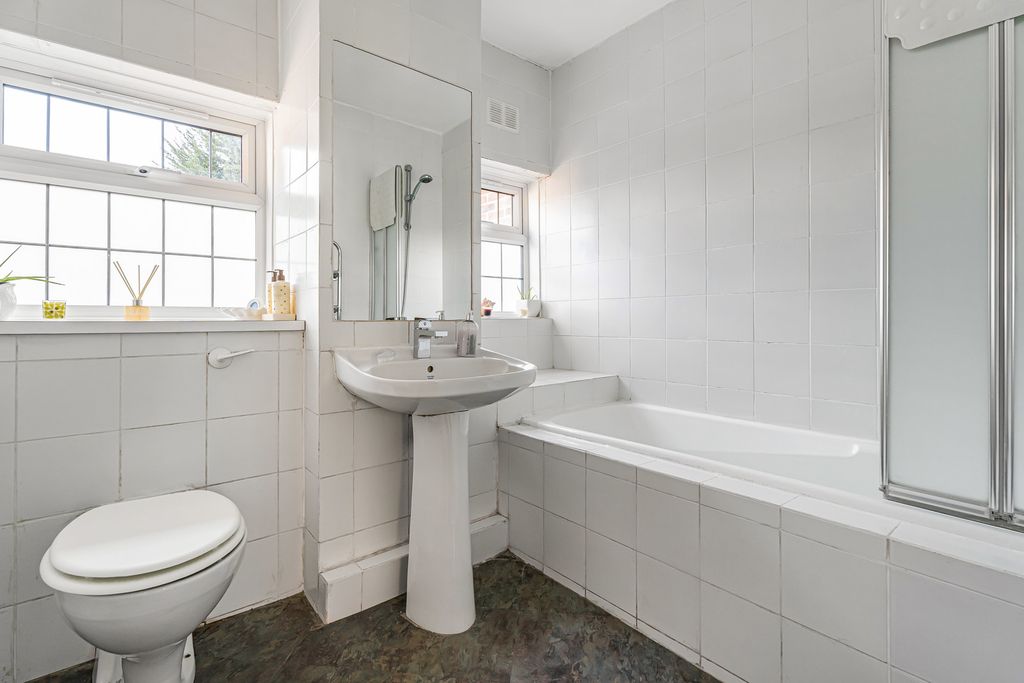 Additional image 34 of 5 bed detached house for saleTite Hill, Englefield Green, Egham, Surrey TW20
