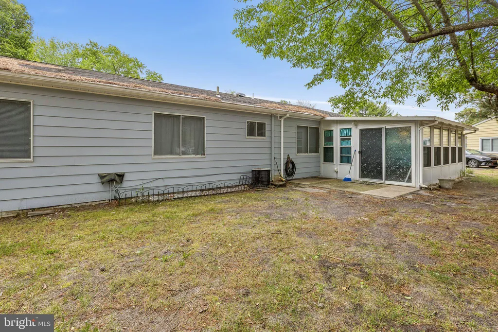 4 Ohio Dr Unit B, Manchester Township, NJ 08759
