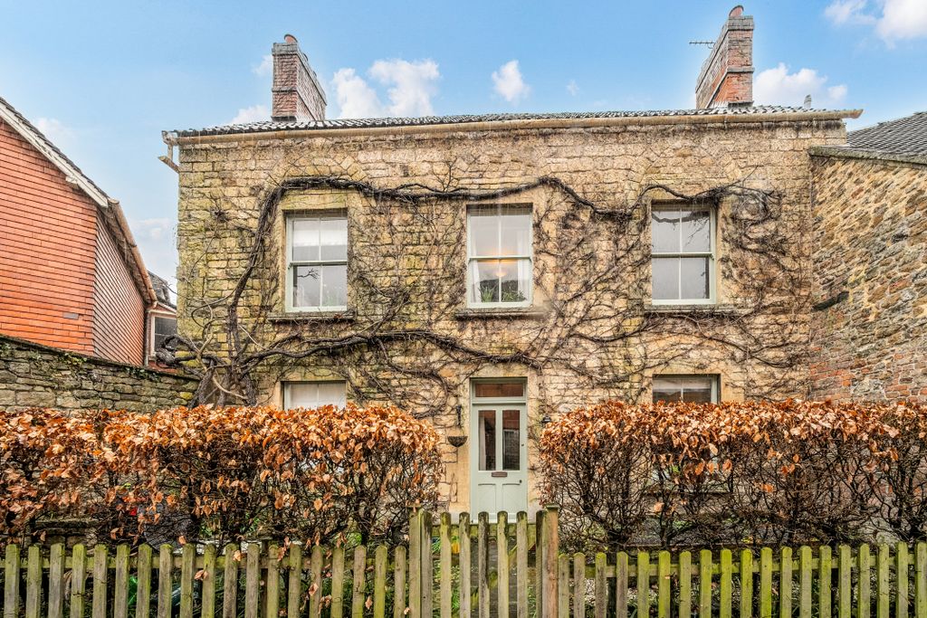 3 bed cottage for saleBroadwell, Dursley GL11