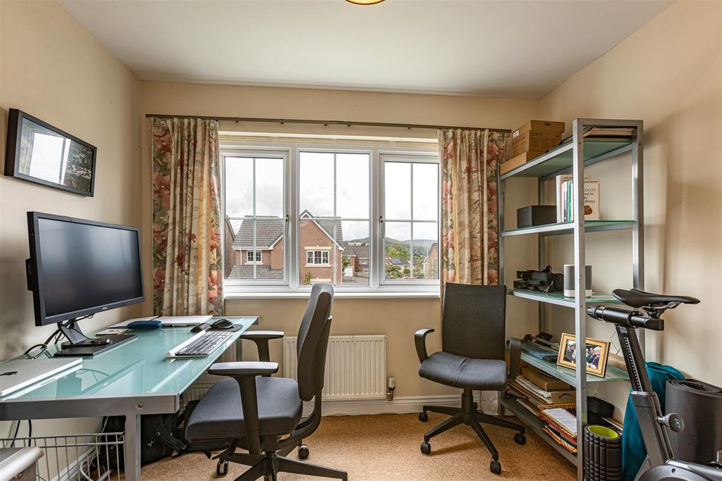 Additional image 21 of 4 bed detached house for sale31 Weavers Linn, Tweedbank, Galashiels TD1