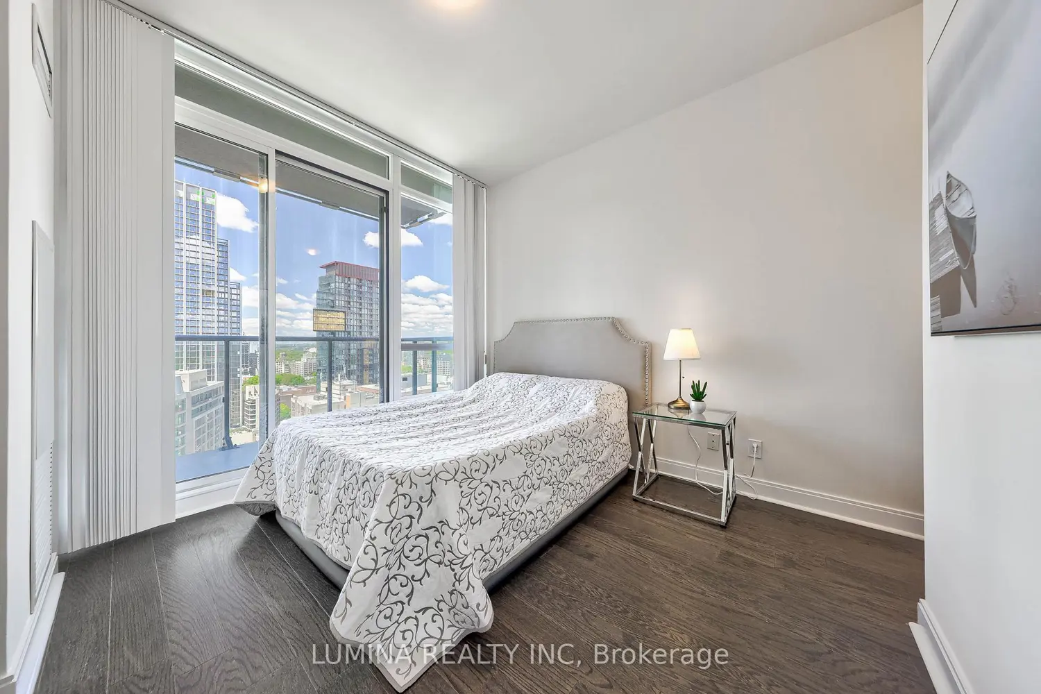 Additional image 14 of 825 Church Street 2509