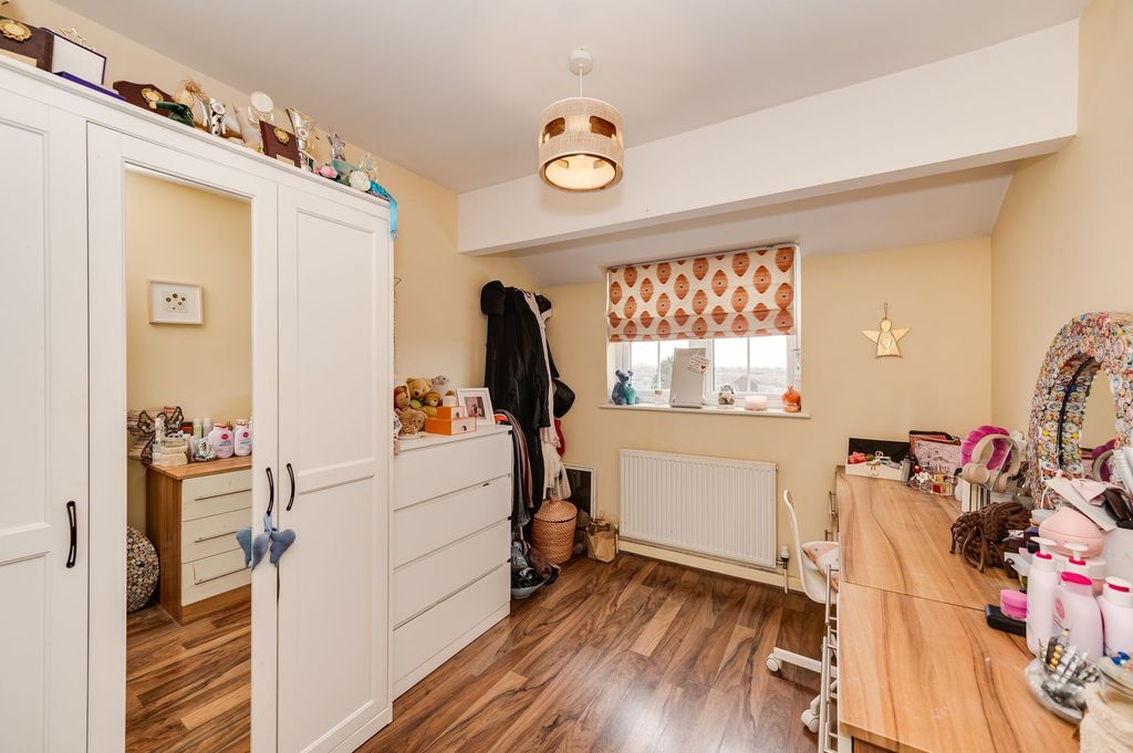 Additional image 20 of 3 bed town house for saleHolmley Lane, Dronfield S18
