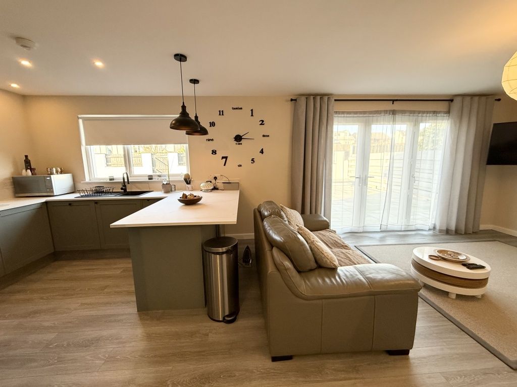 Additional image 10 of 2 bed detached bungalow for sale8 Oxford Lane, Dunoon PA23