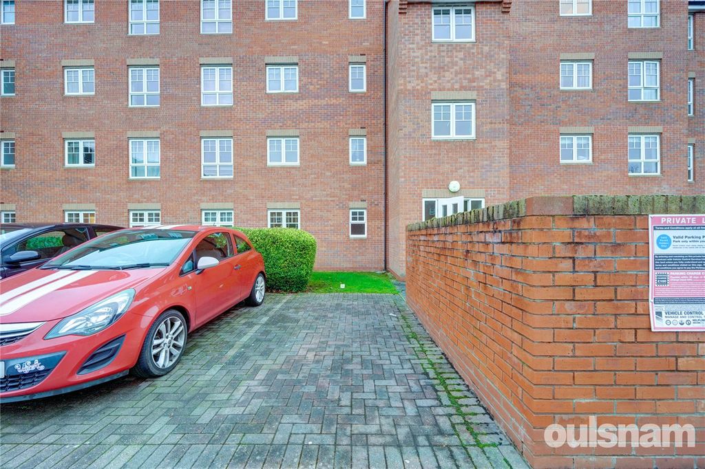 Additional image 9 of 2 bed flat for saleSt. Andrews Road, Droitwich, Worcestershire WR9