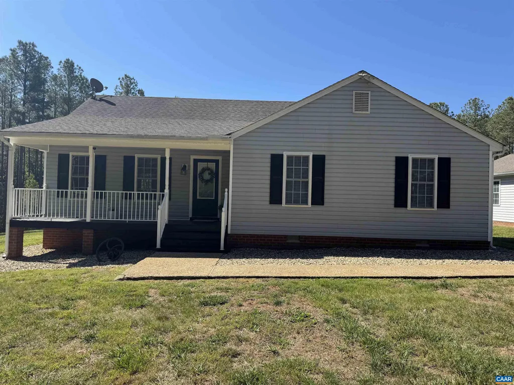 Additional image 2 of 1121 Hardware Rd, Scottsville, VA 24590