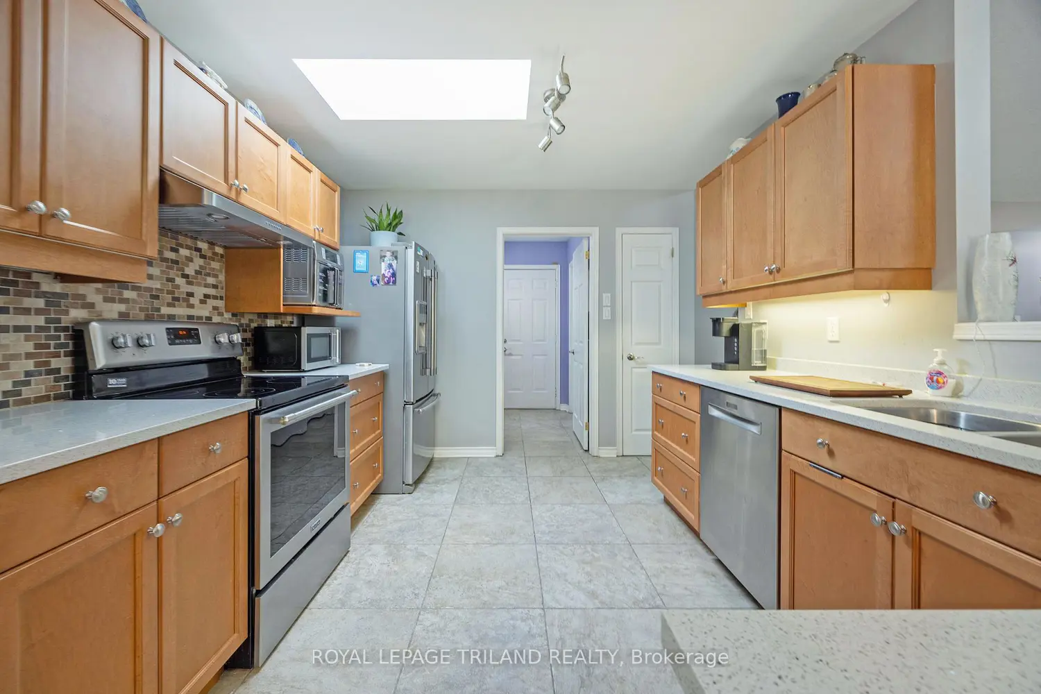 Additional image 3 of 557 Inverness Avenue