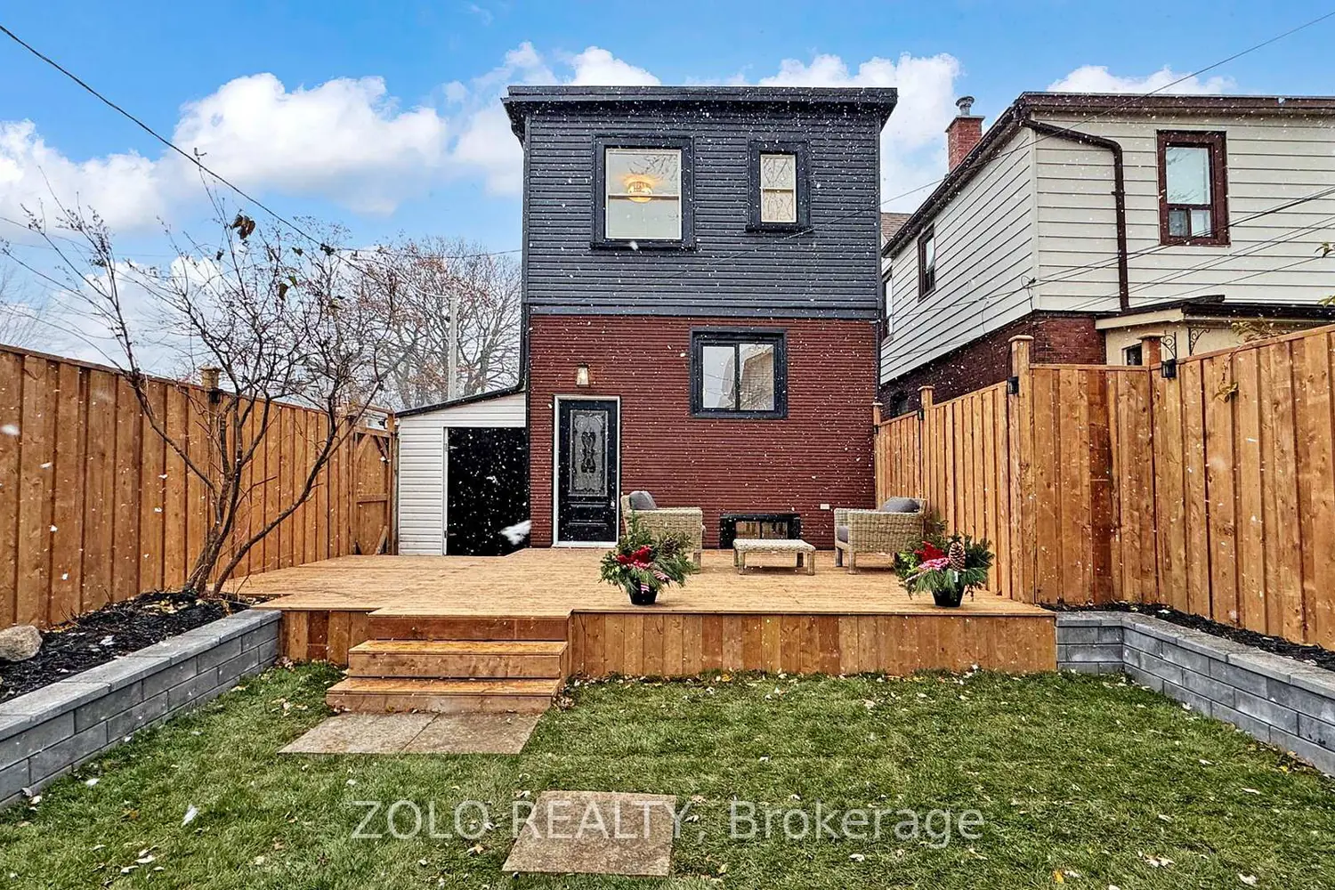 Additional image 17 of 98 Woodmount Avenue