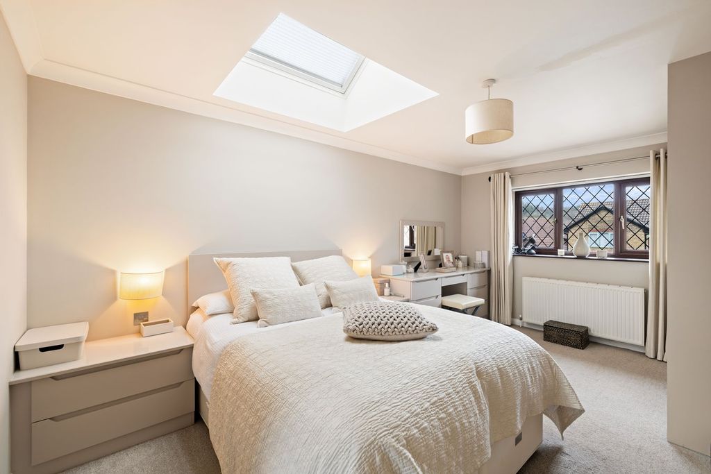 Additional image 10 of 5 bed detached house for saleOakvale Close, Elms Vale, Dover CT17