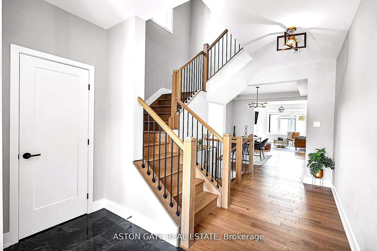 856 Moonrise Terrace