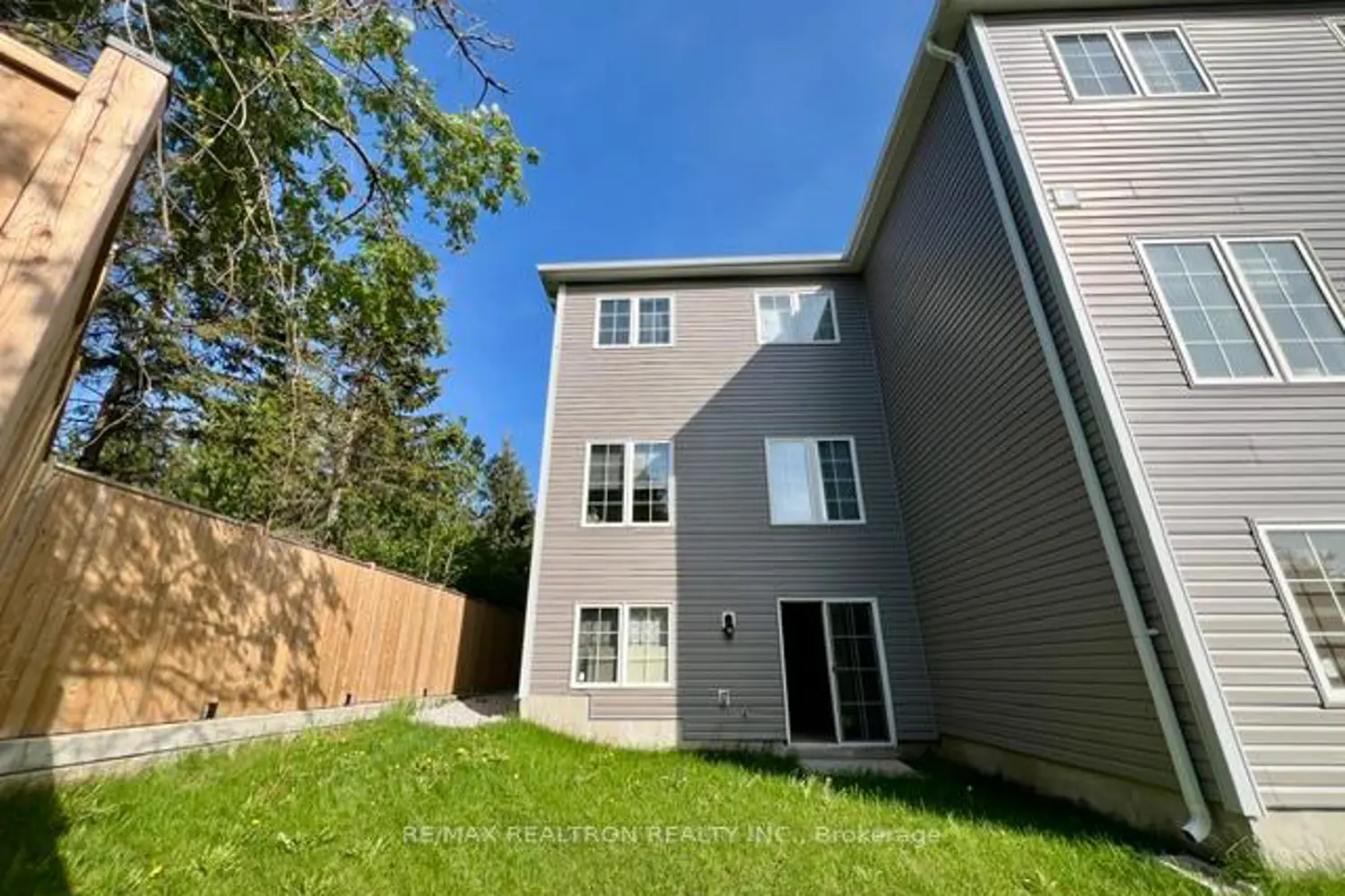 Additional image 17 of 166 Winters Way