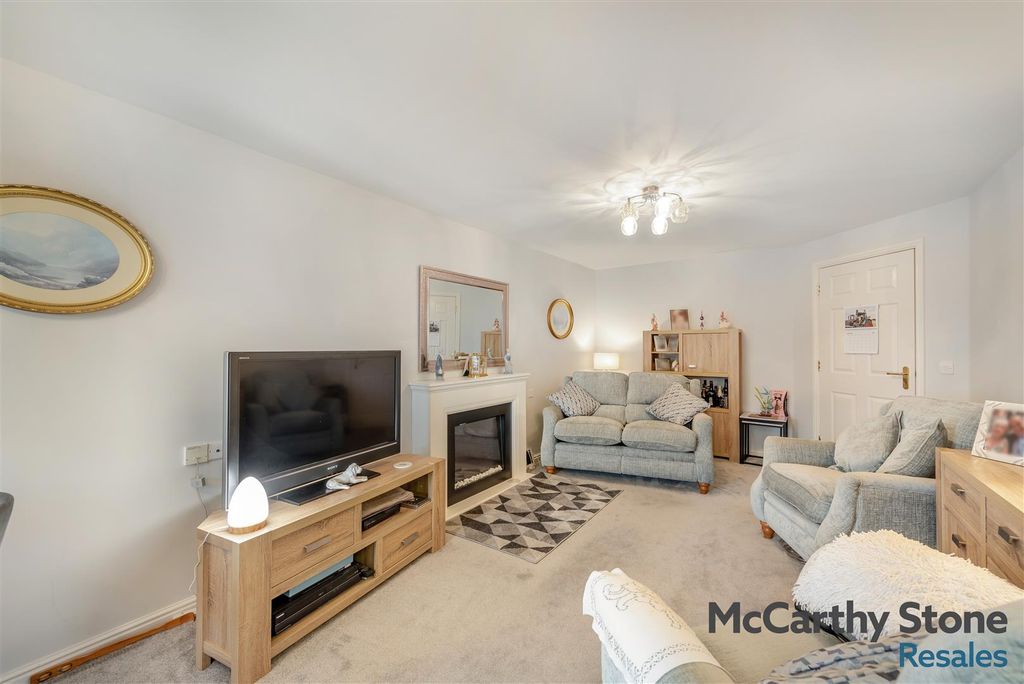 Additional image 4 of 2 bed flat for saleJessop Court, Chester Road, Little Sutton, Ellesmere Port CH66