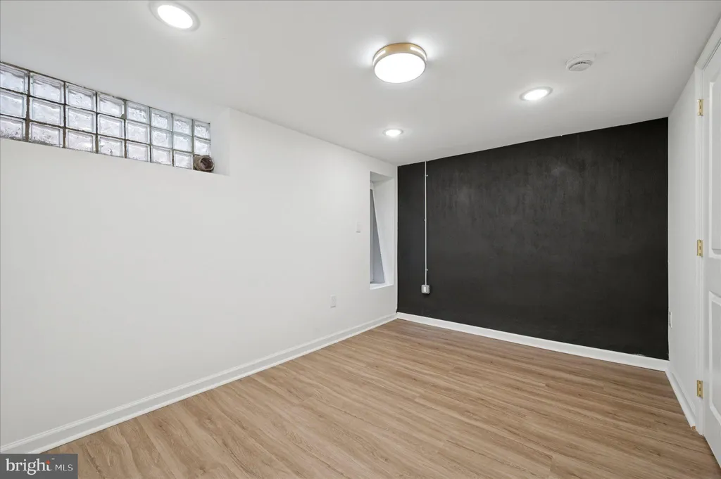 Additional image 13 of 2553 S Dewey Street Unit 1, Philadelphia, PA 19142