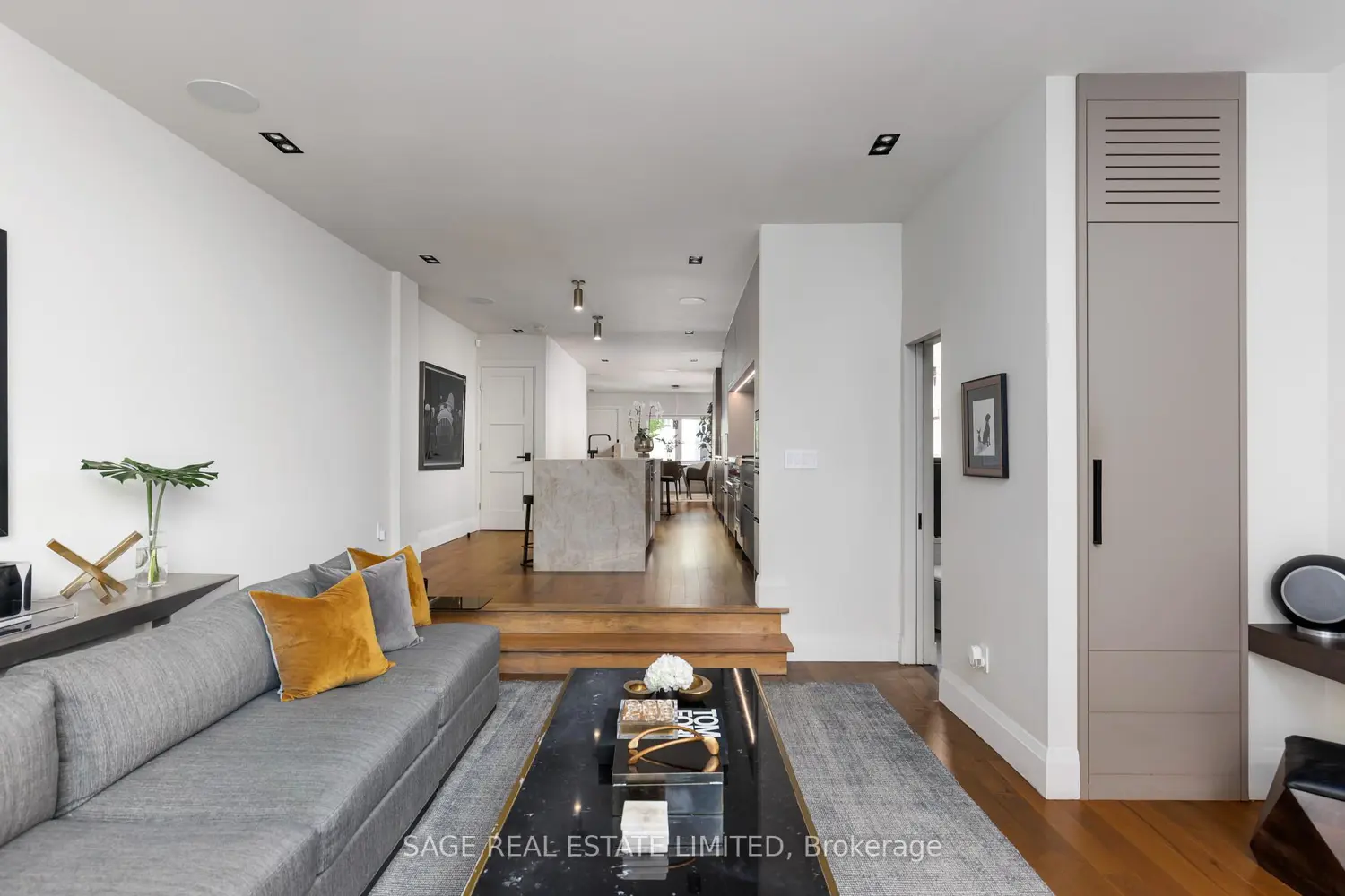Additional image 11 of 979 Broadview Avenue