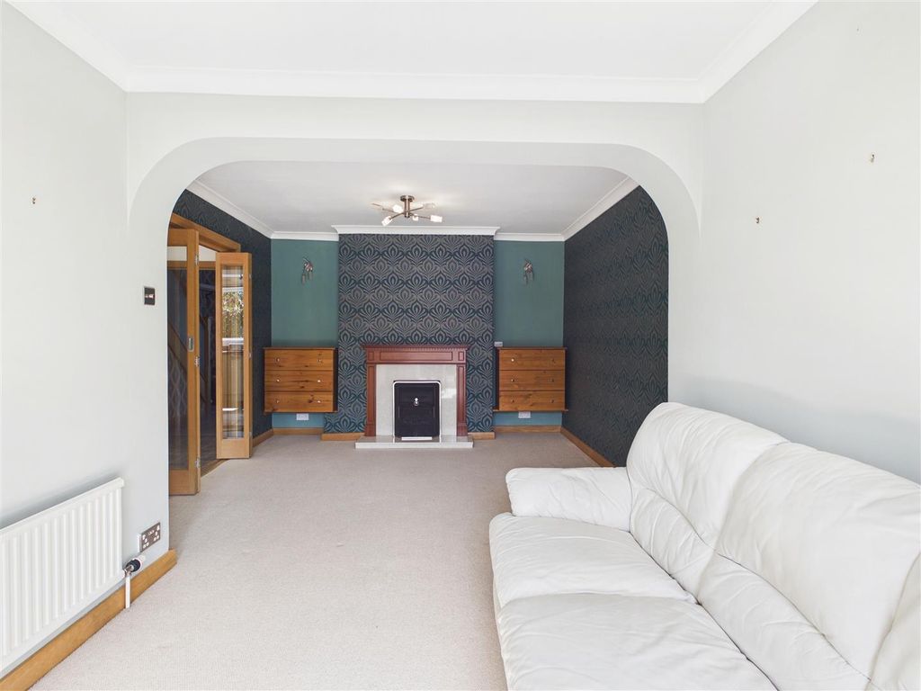 Additional image 6 of 4 bed semi-detached house for saleGosforth Crescent, Dronfield S18