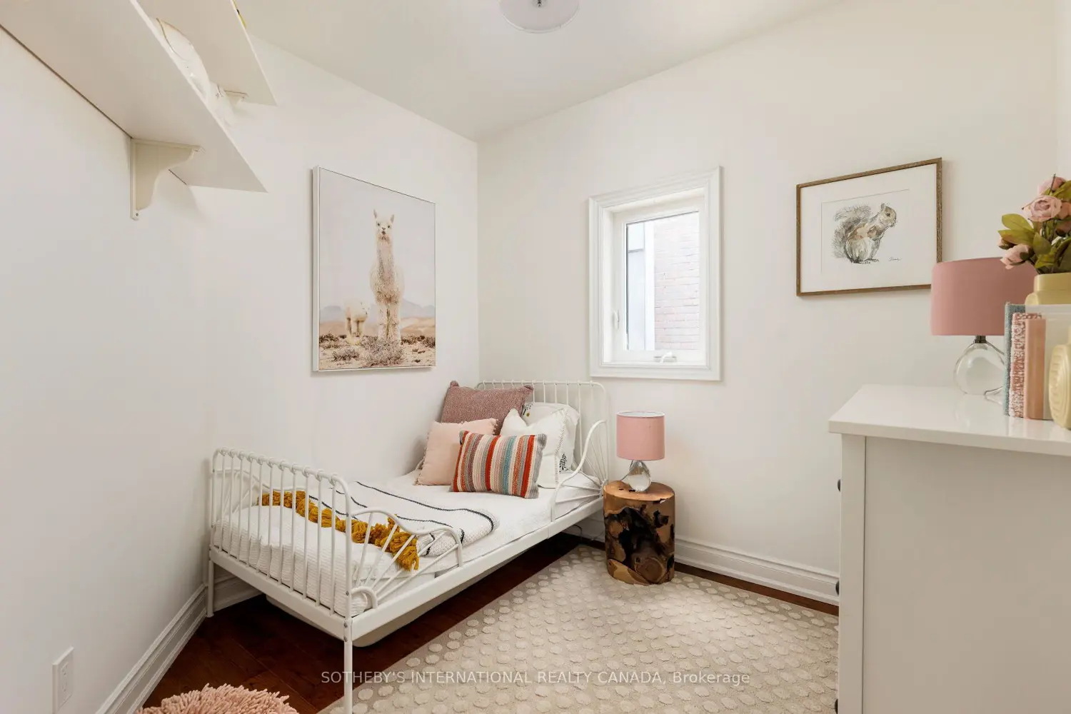 Additional image 15 of 866 1/2 Carlaw Avenue