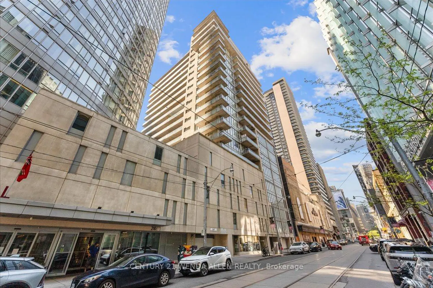 220 Victoria Street 1709