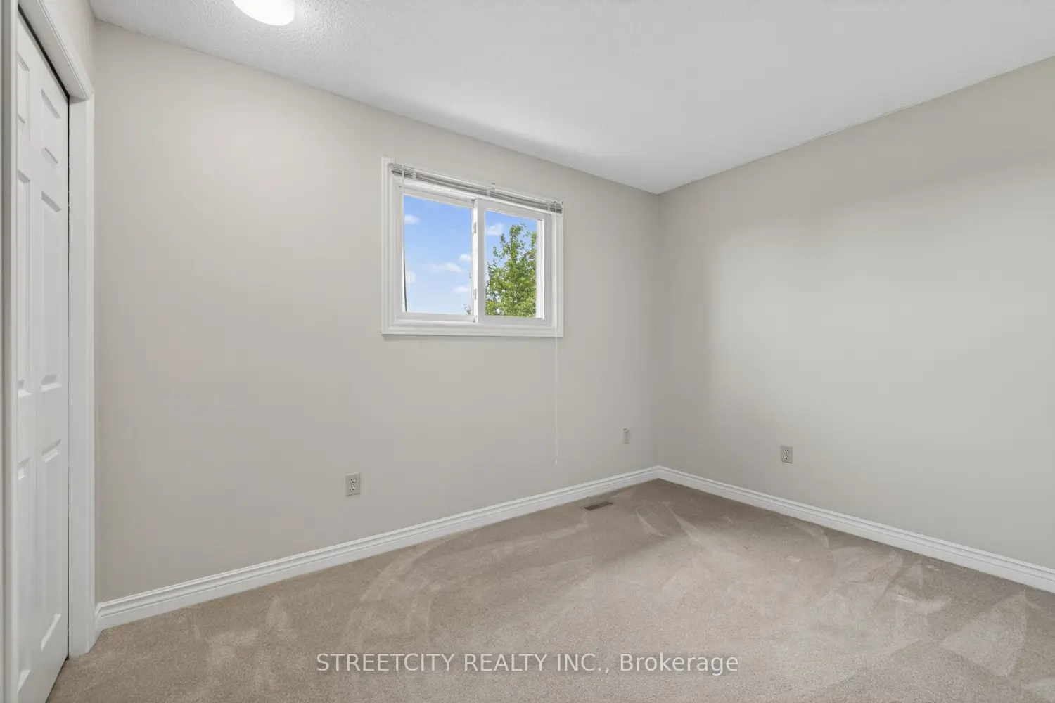 Additional image 9 of 308 Conway Drive 14