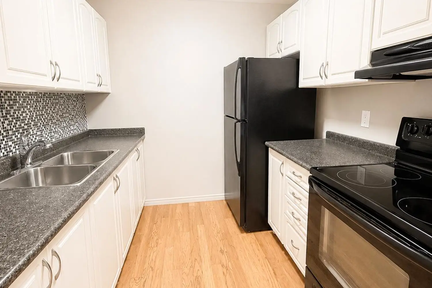 Additional image 6 of 179 Edgehill Drive B7