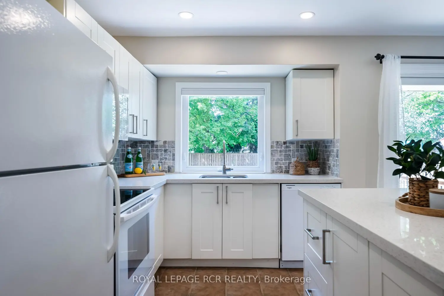 Additional image 7 of 77 Zina Street