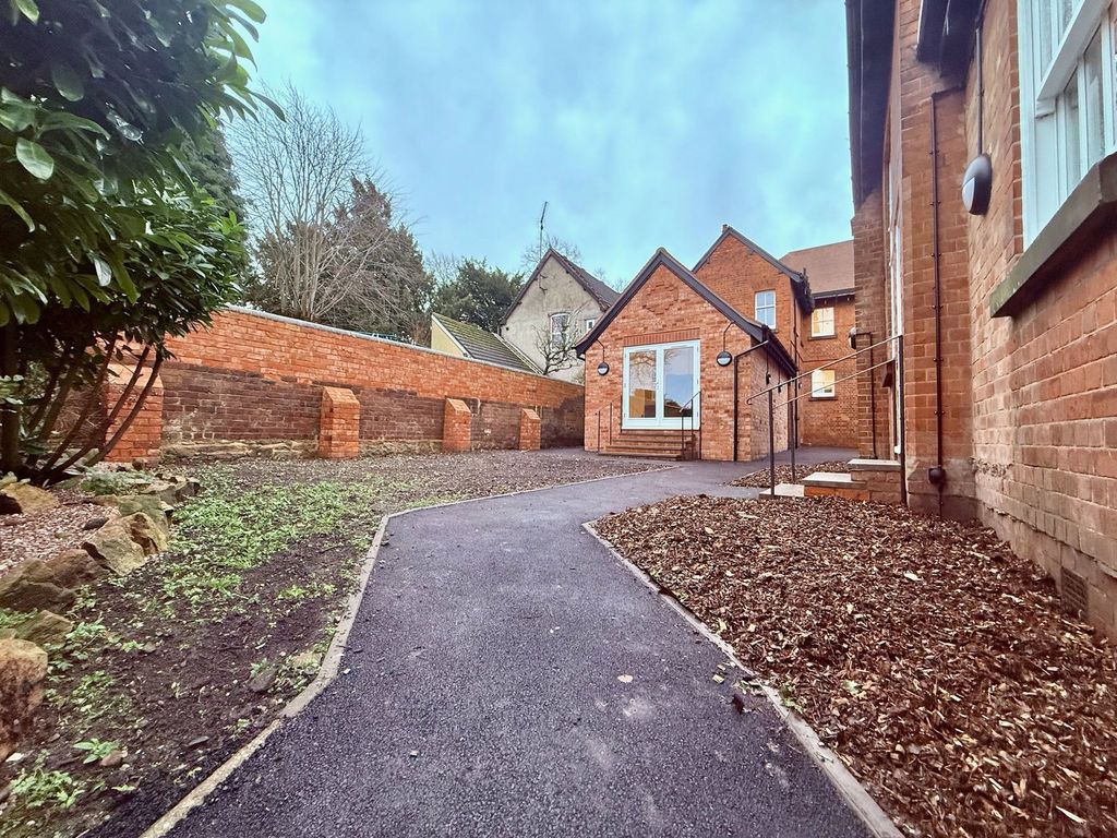 1 bed flat for saleVicar Street, Dudley DY3