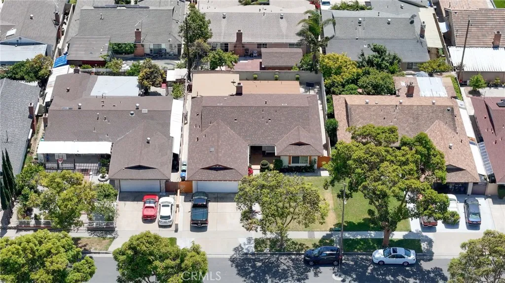 5336 W Wisteria Pl, Santa Ana, CA 92704