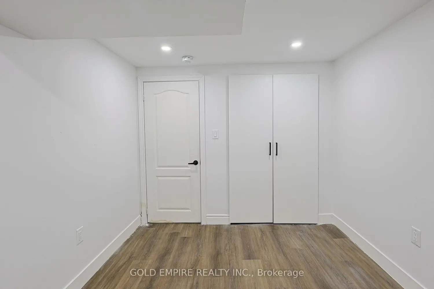 Additional image 16 of 54 Tweedsmuir Avenue