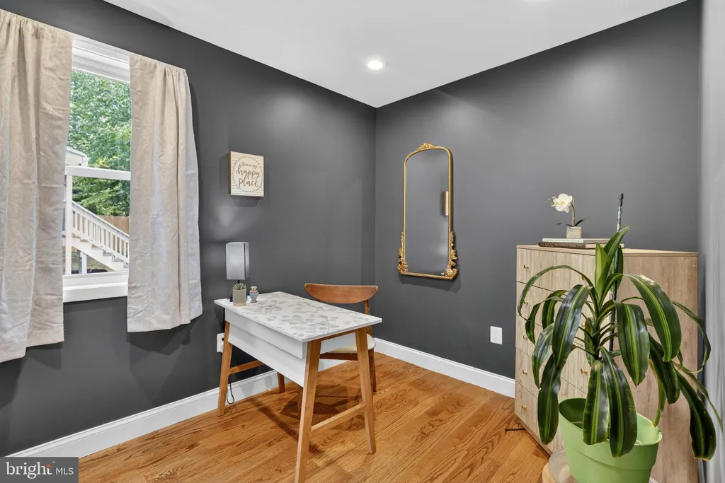 Additional image 11 of 817 57th Place, Fairmount Heights, MD 20743
