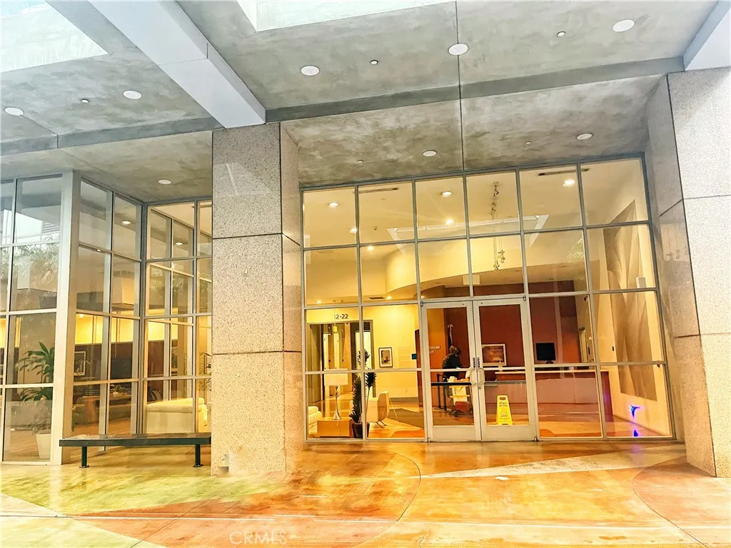 Additional image 32 of 801 S Grand Ave, Los Angeles, CA 90017