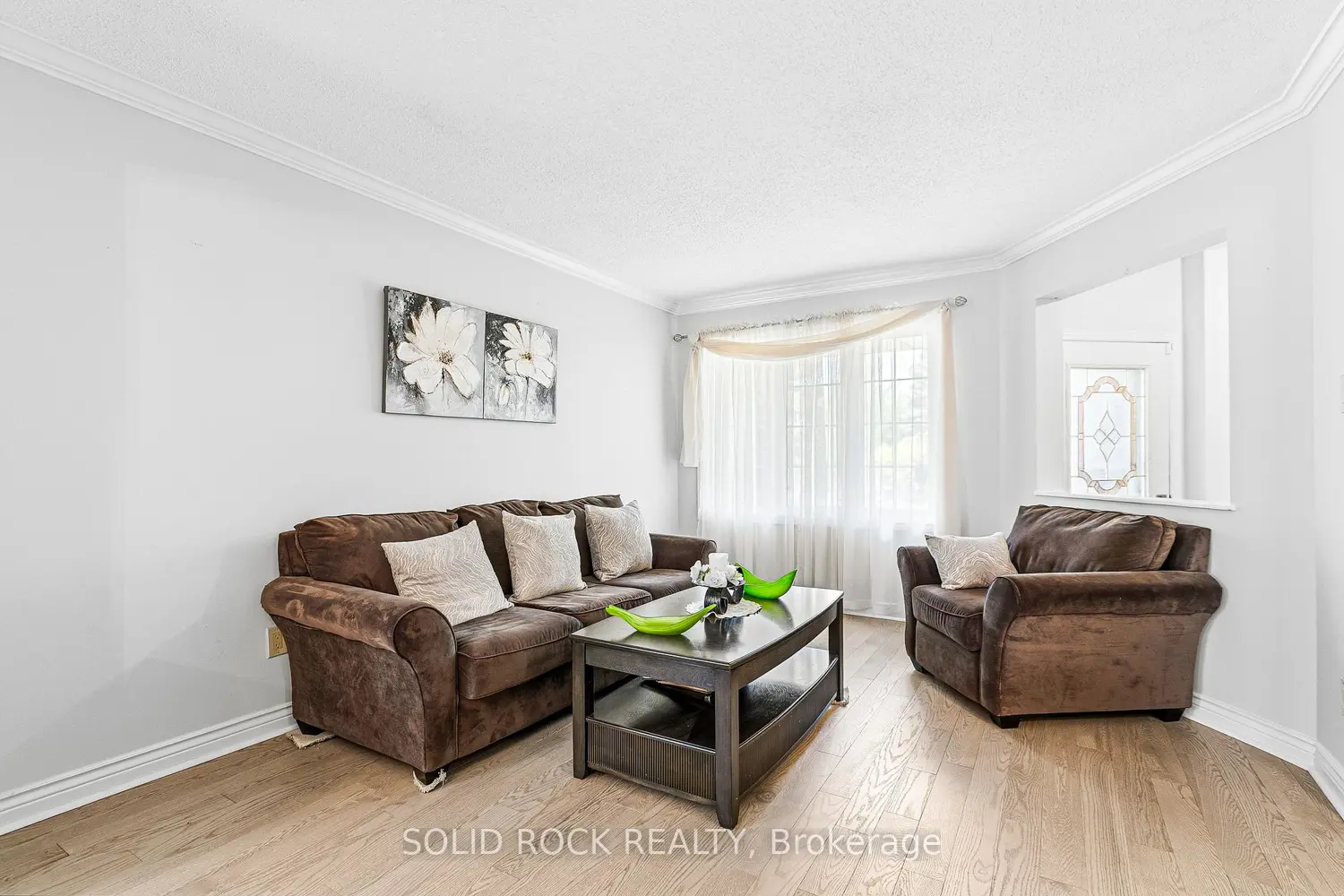 30 Rowe Drive photo 4