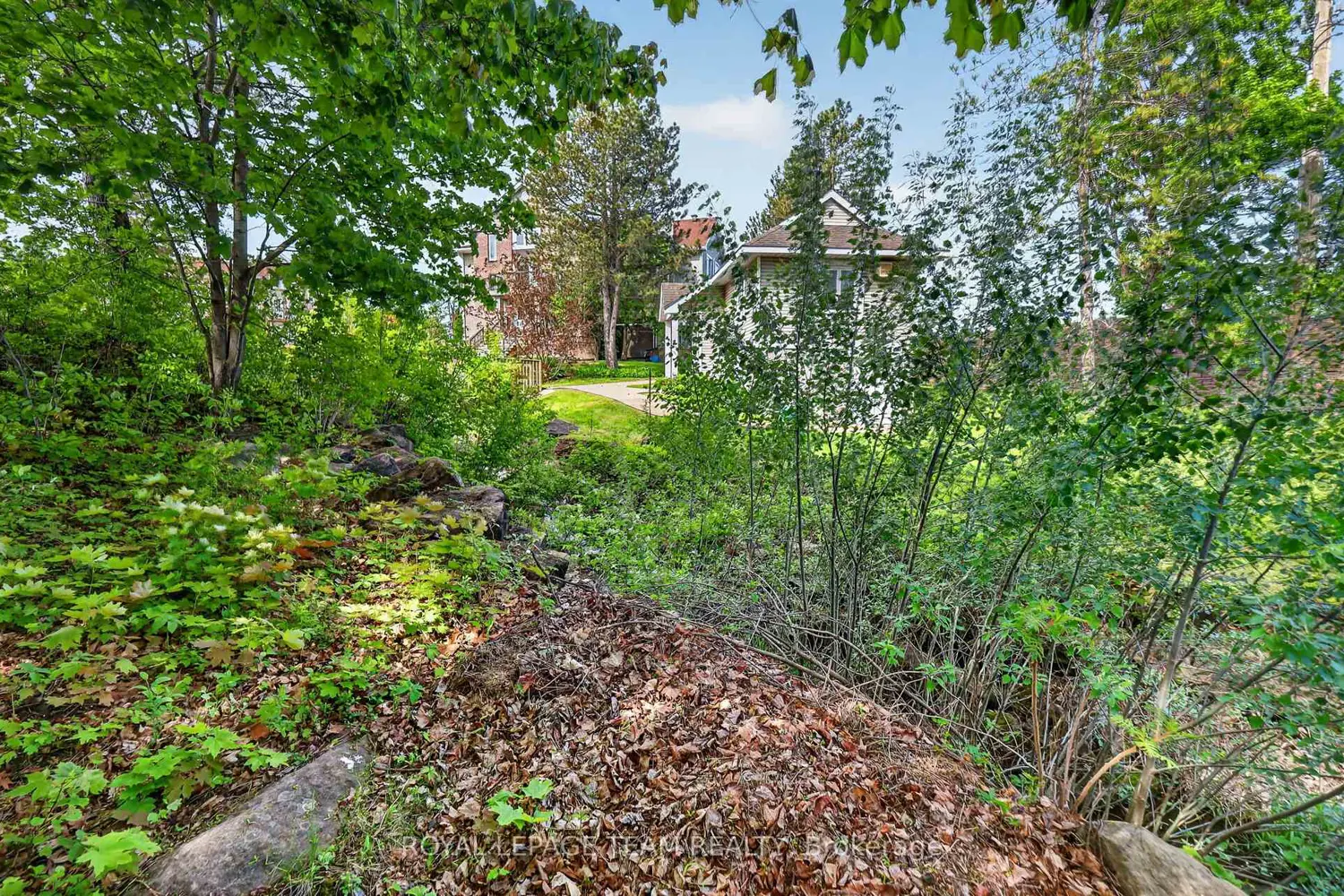 Additional image 6 of 4 Mill Hill Road