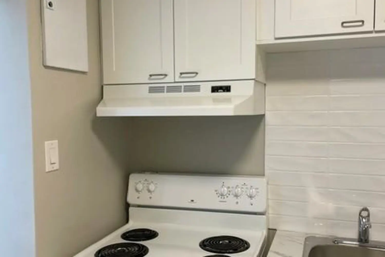 Additional image 11 of 563 Mornington Avenue 1103