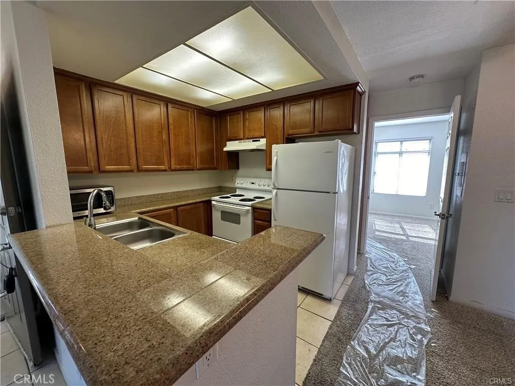 432 Edgehill Dr, Oceanside, CA 92054 photo 2