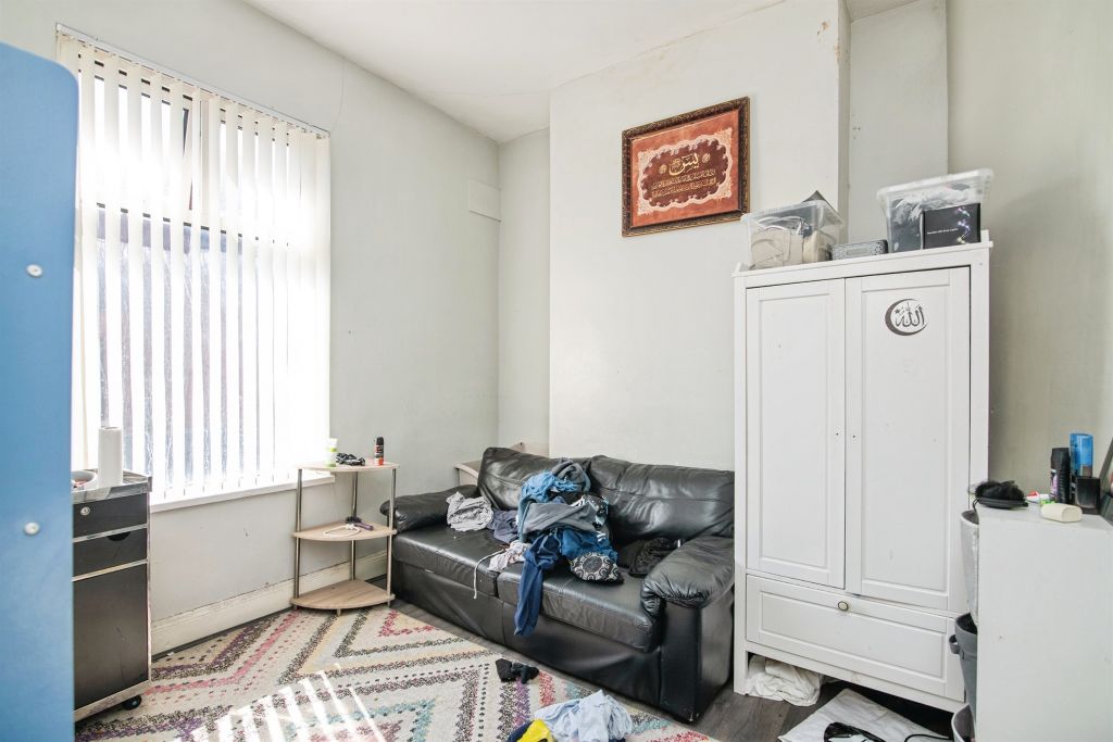Additional image 15 of 5 bed semi-detached house for saleDixons Green Road, Dudley DY2