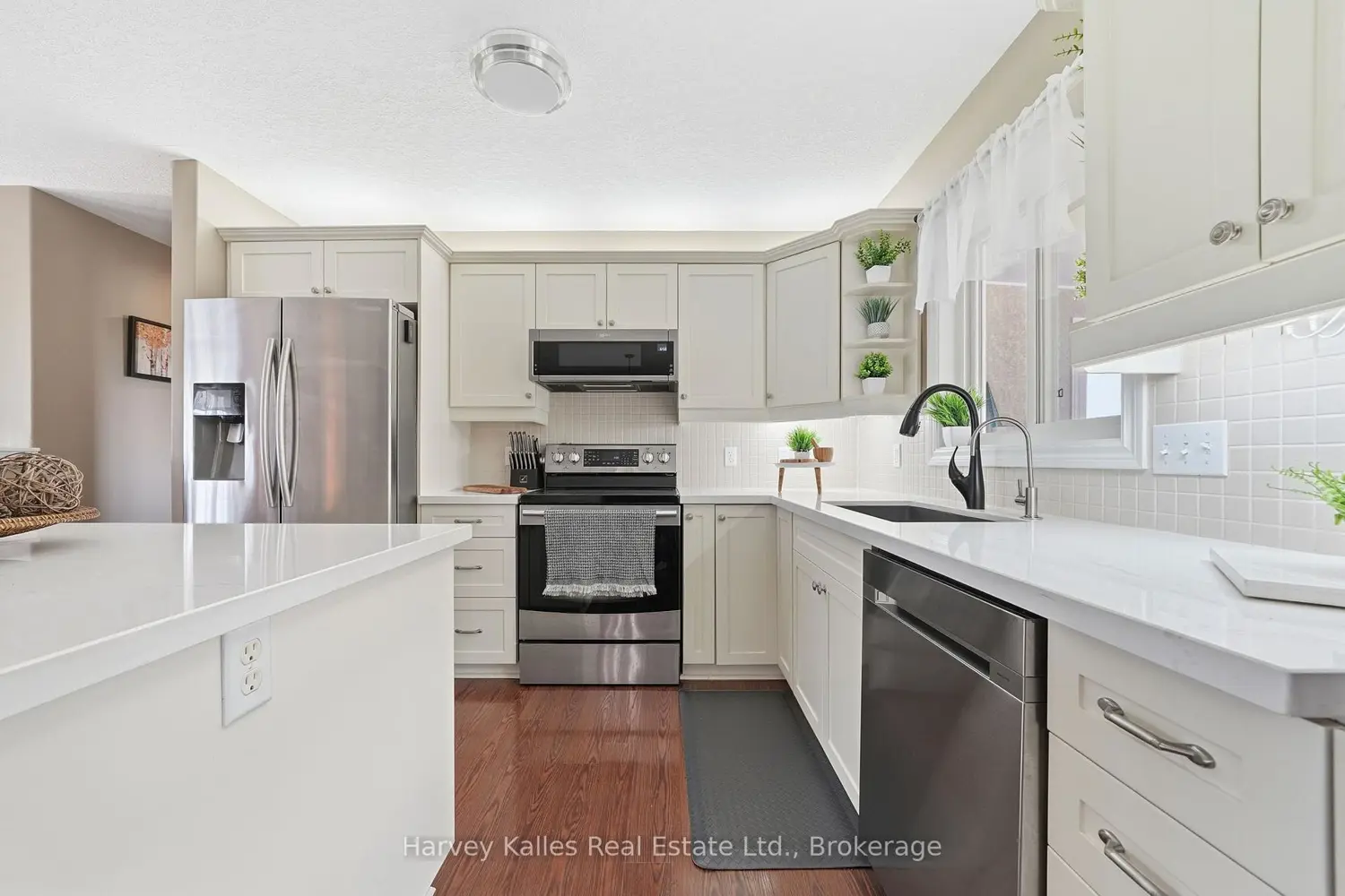 289 Kings Road photo 4