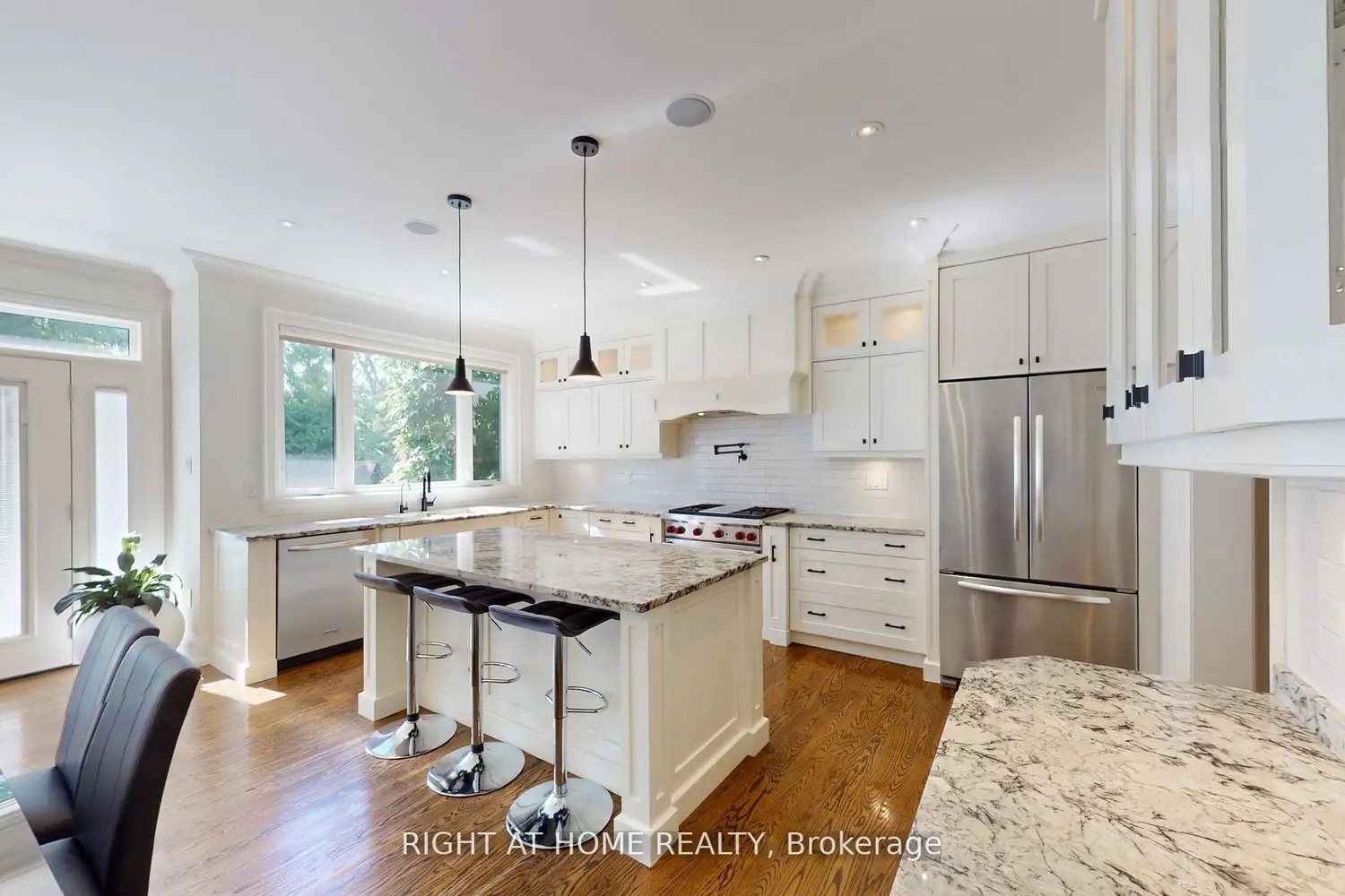 490 Orchard Drive photo 5