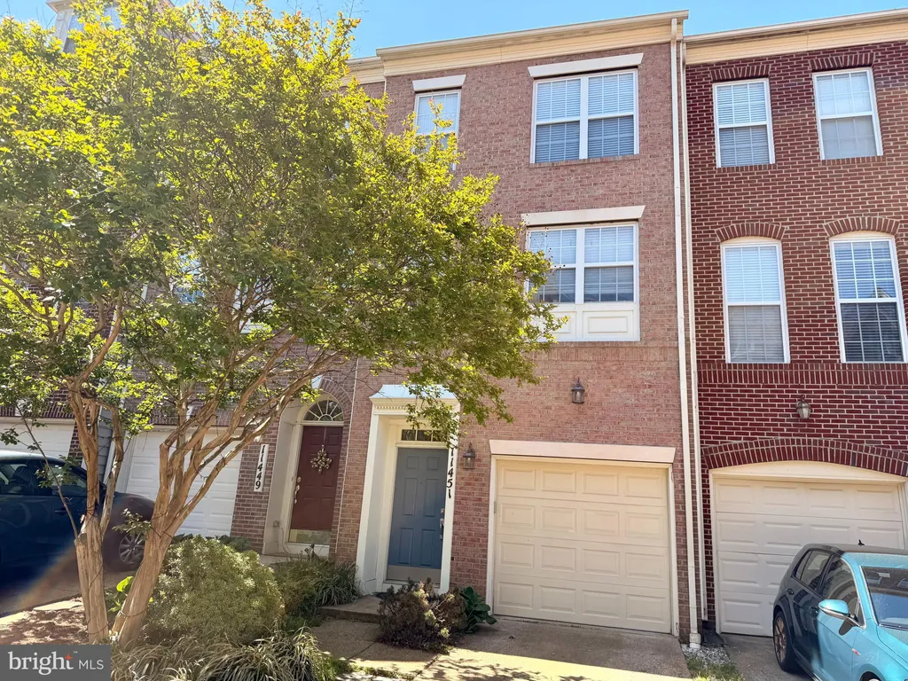 11451 Log Ridge Drive, Fairfax, VA 22030