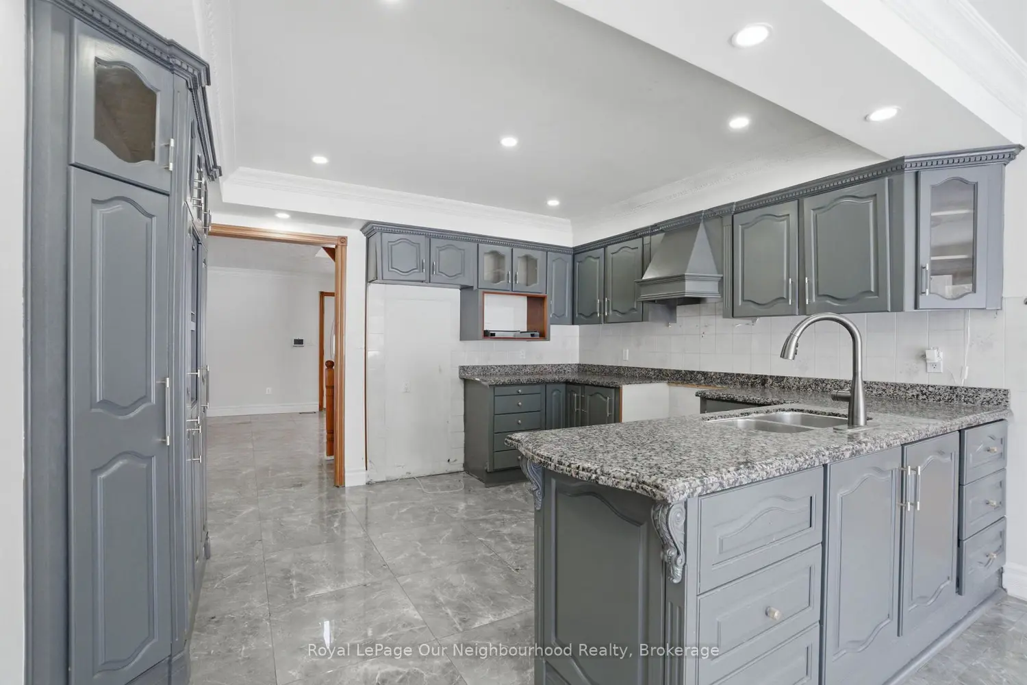 79 Elizabeth Street photo 5
