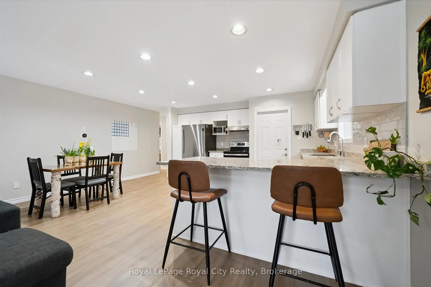 45 Borland Drive photo 3