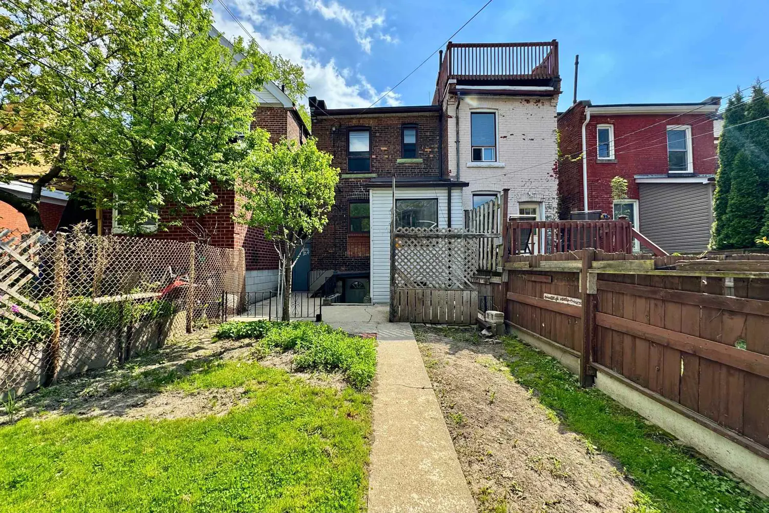 Additional image 8 of 216 Montrose Avenue