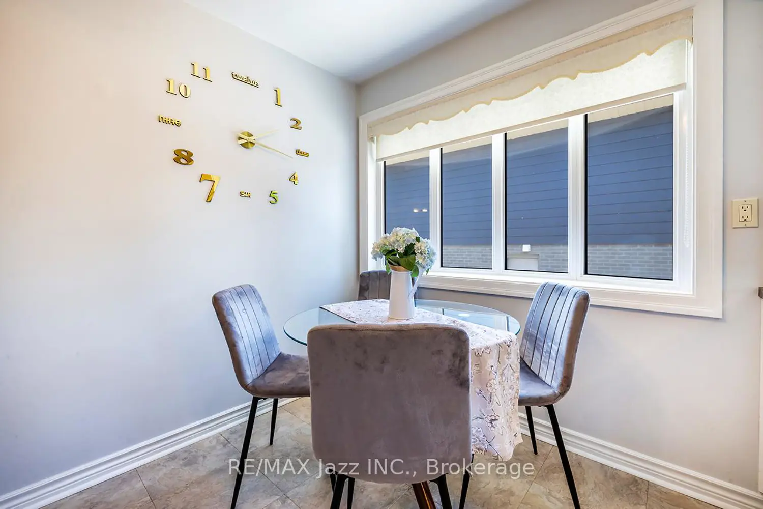 950 Mary Street photo 5
