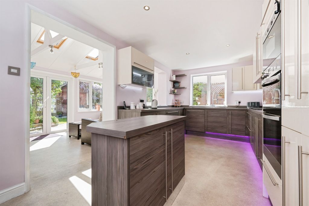 Additional image 3 of 3 bed end terrace house for saleMonks Way, Eastleigh SO50