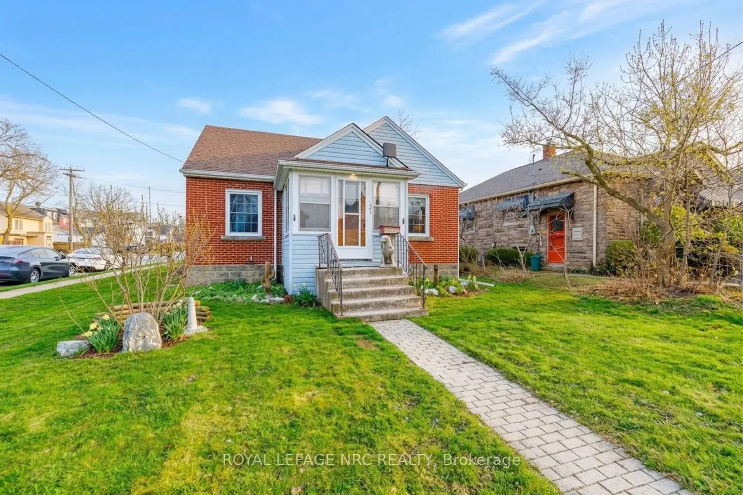 197 Charlotte Street photo 4