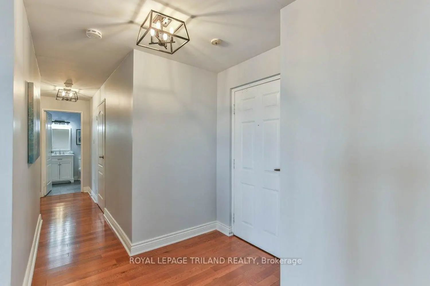 Additional image 4 of 1600 Adelaide Street 1001
