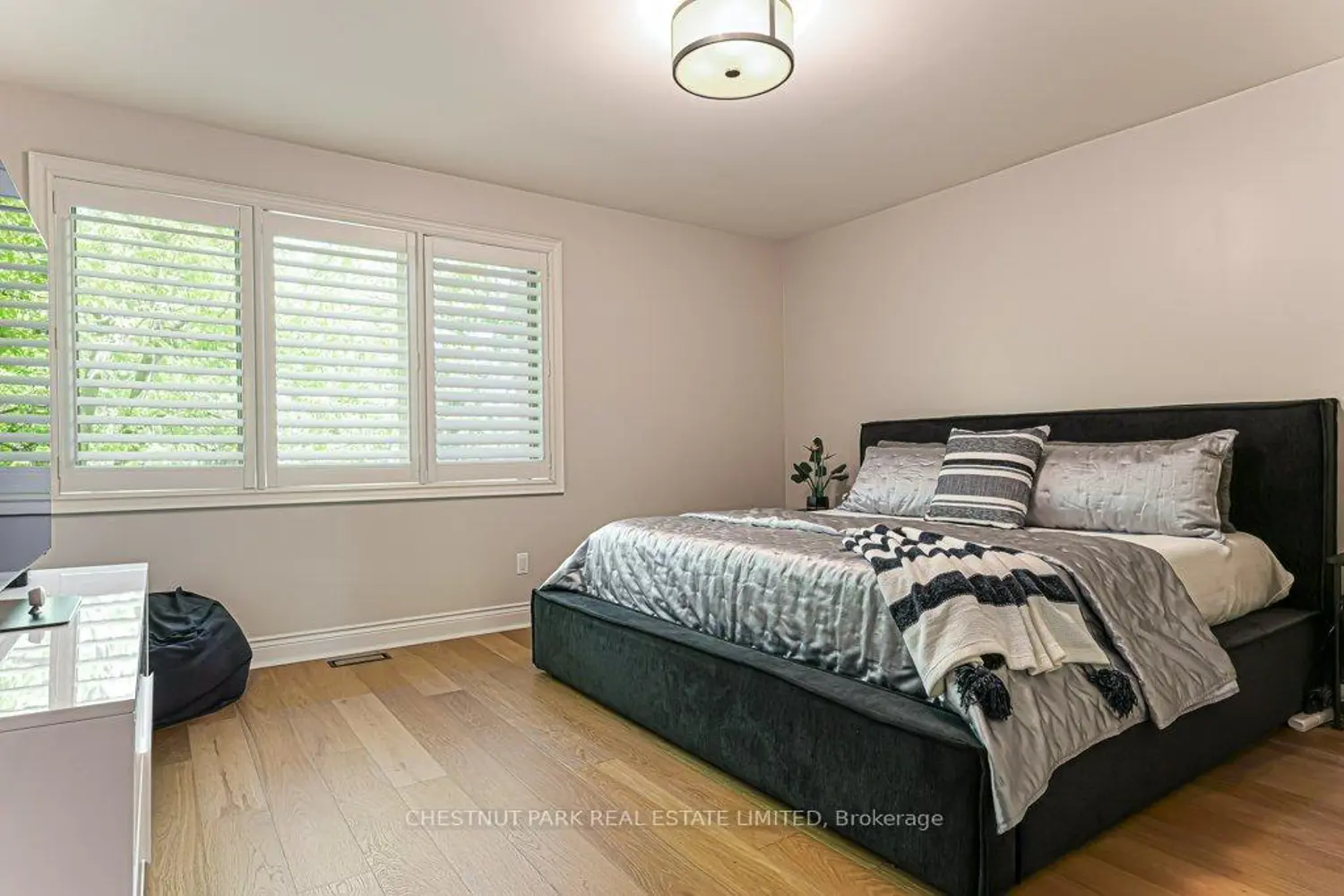 Additional image 10 of 76 Davisville Avenue