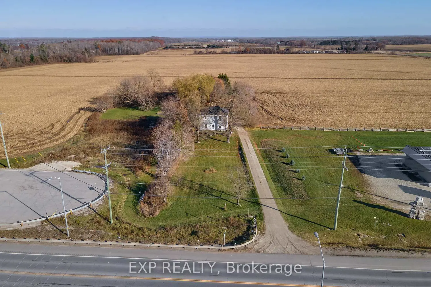 8184 26 Highway photo 2