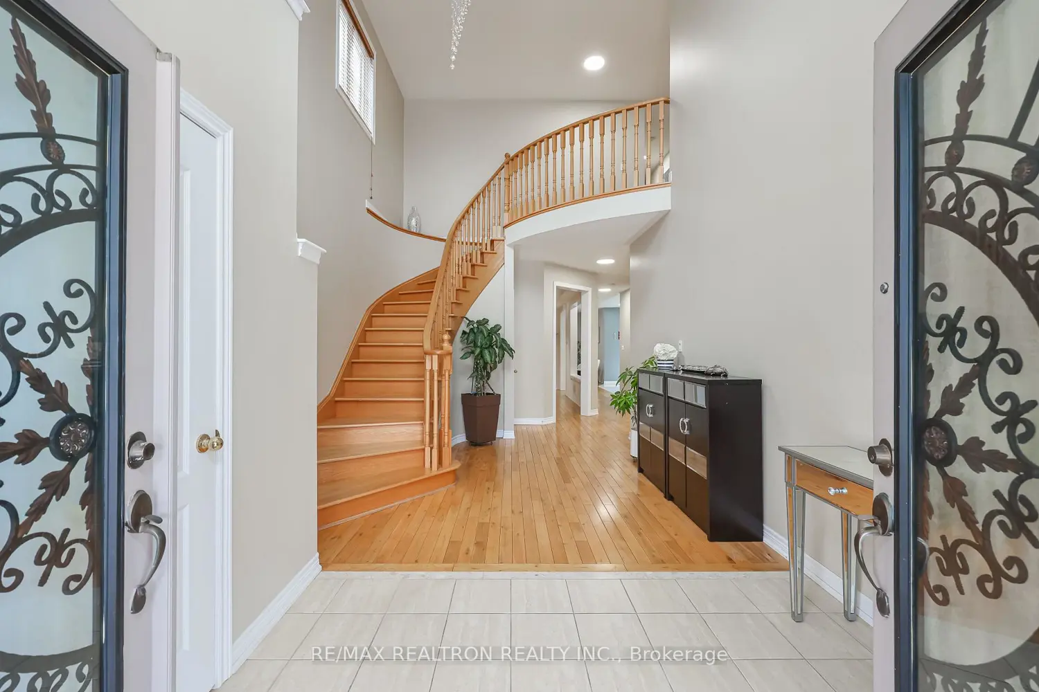16 Mckenzie Way