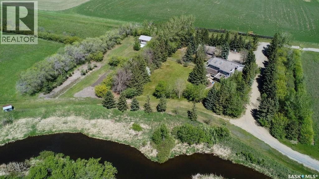 Mcouatt Acreage