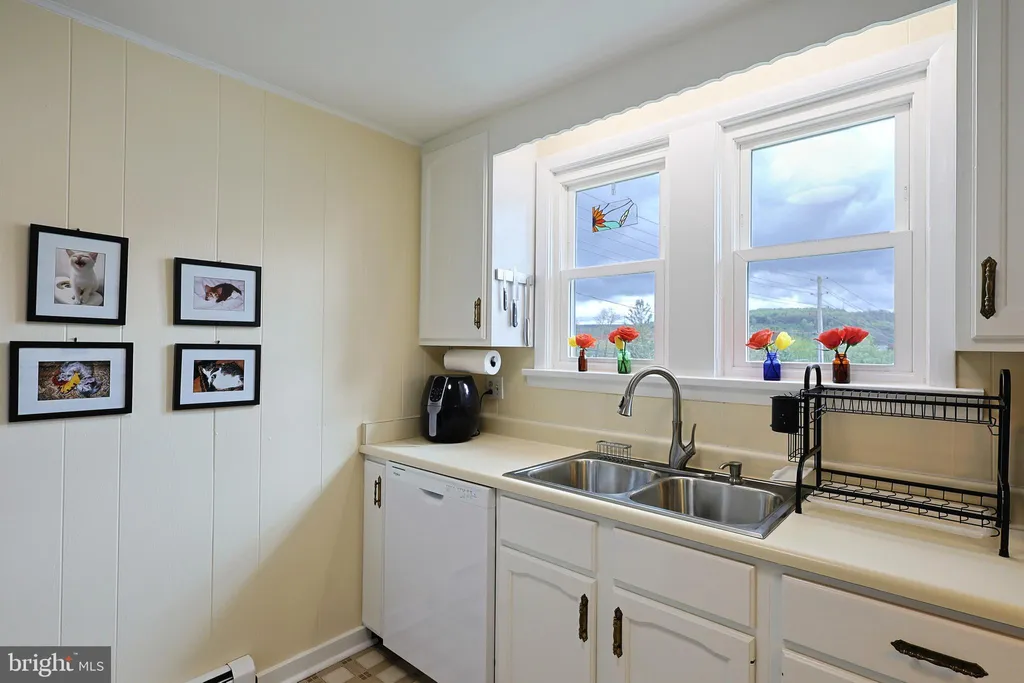 Additional image 9 of 11101 Welsh Hill Road, Frostburg, MD 21532