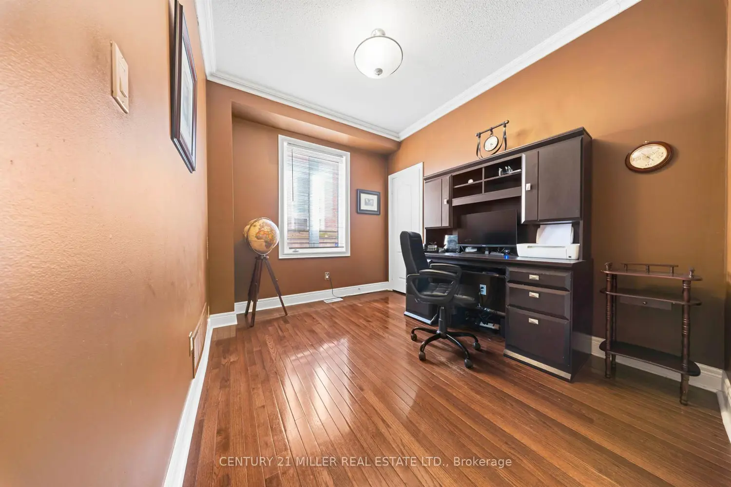 2211 Glencairn Road photo 2